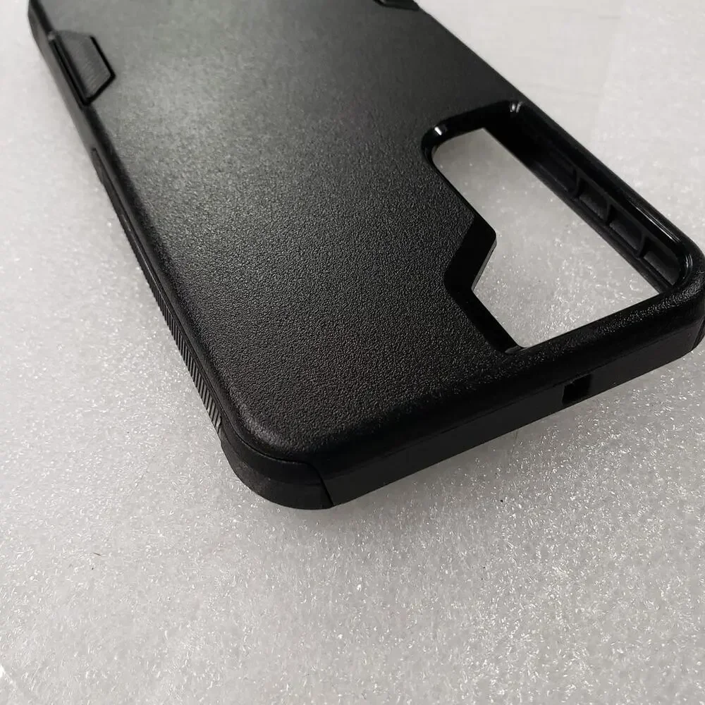 OtterBox Commuter Series Case for Samsung Galaxy S22 - Black Protective Cover